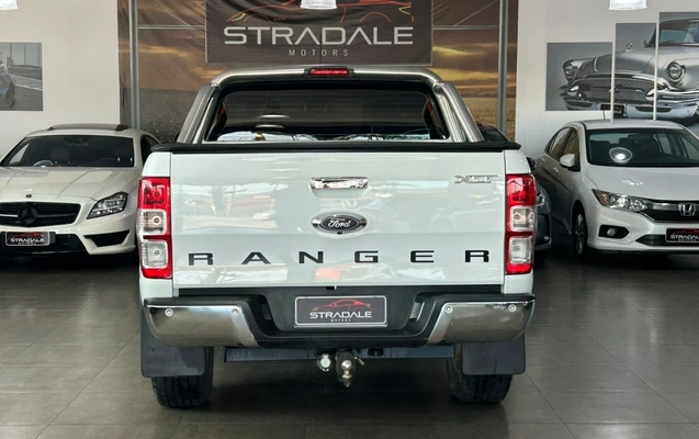 imagem-https://www.socarrao.com.br/sc-vehicle-images-prod/4171662/1790619401523-be6a4015be3048db9cae4239b5215fcb_1790616495577.jpg