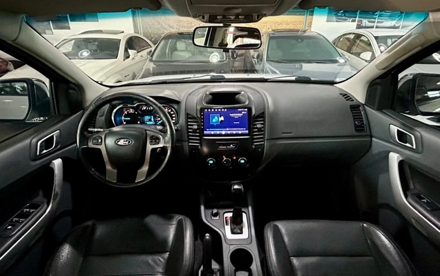 imagem-https://www.socarrao.com.br/sc-vehicle-images-prod/4171662/1790619401537-513d89a6e63a450ca9dcfe326a566c1b_1790616495557.jpg