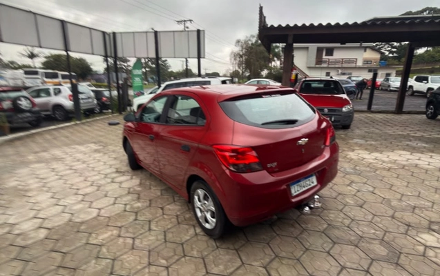 imagem-https://www.socarrao.com.br/sc-vehicle-images-prod/4171669/1790616610249-X6xG3ZZUDQiYSWDktAkTGROlRZMe3Lzu.jpg