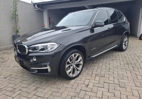 Bmw X5 3.0 4x4 2018 Cinza — foto 1 de 3