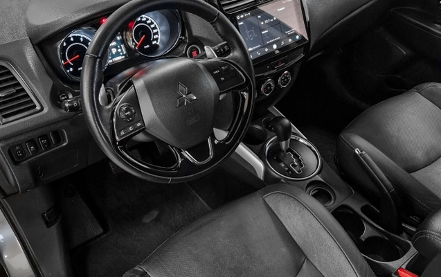imagem-https://www.socarrao.com.br/sc-vehicle-images-prod/4171742/1790616793813-4dnuXvNocRfqhl84cRU6SiVGRYgRy9k3.jpg
