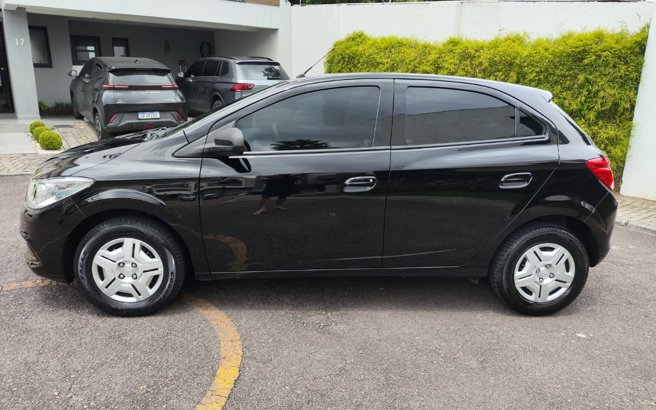 imagem-https://www.socarrao.com.br/sc-vehicle-images-prod/4171761/1790617025015-SW1hZ2VtIGRvIFdoYXRzQXBwIGRlIDIwMjUtMTEtMDUgw6AocykgMTcuNDkuMzlfYmVkZjcxODYuanBn.jpg