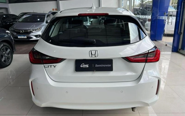imagem-https://www.socarrao.com.br/sc-vehicle-images-prod/4171804/1790617092438-8504231_1_B_47cf39a4bb.jpeg