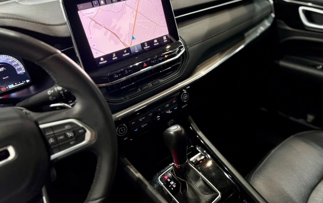 imagem-https://www.socarrao.com.br/sc-vehicle-images-prod/4171983/1790617419219-8_024108.jpg
