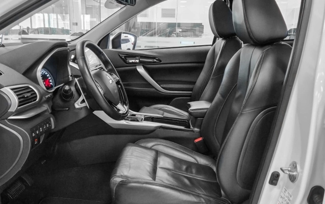 imagem-https://www.socarrao.com.br/sc-vehicle-images-prod/4172152/1790618058013-geiaWPhFMwE1wqyFacWoQ9AViPOczjn4.jpg