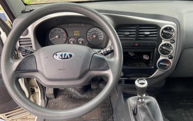 imagem-https://www.socarrao.com.br/sc-vehicle-images-prod/4172174/1792074200824-8520711_2_B_320cd92a83.jpeg