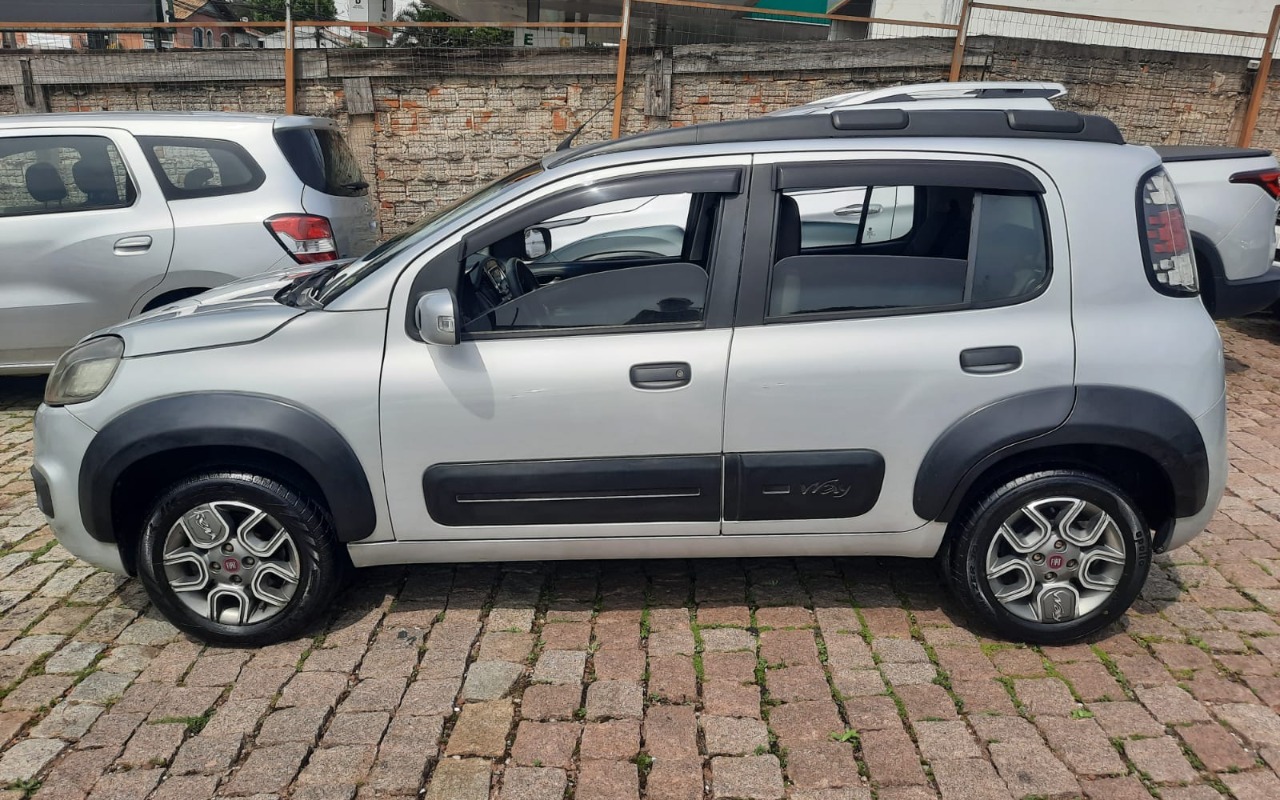 imagem-https://www.socarrao.com.br/sc-vehicle-images-prod/4172265/1790618242268-V2hhdHNBcHAgSW1hZ2UgMjAyNi0wOS0yOCBhdCAxMS40OC4yNS5qcGVn.jpeg