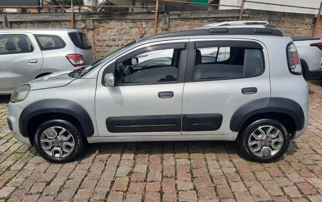 imagem-https://www.socarrao.com.br/sc-vehicle-images-prod/4172265/1790618242268-V2hhdHNBcHAgSW1hZ2UgMjAyNi0wOS0yOCBhdCAxMS40OC4yNS5qcGVn.jpeg