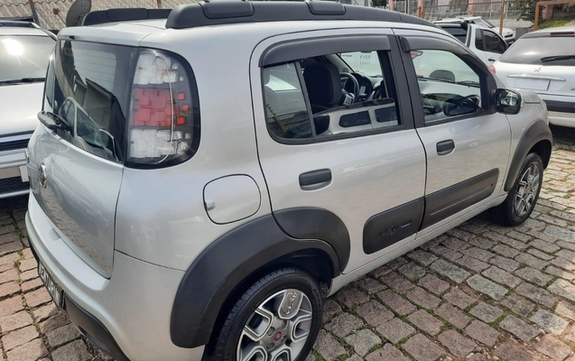 imagem-https://www.socarrao.com.br/sc-vehicle-images-prod/4172265/1790618242448-V2hhdHNBcHAgSW1hZ2UgMjAyNi0wOS0yOCBhdCAxMS40OC4yNiAoMSkuanBlZw.jpeg