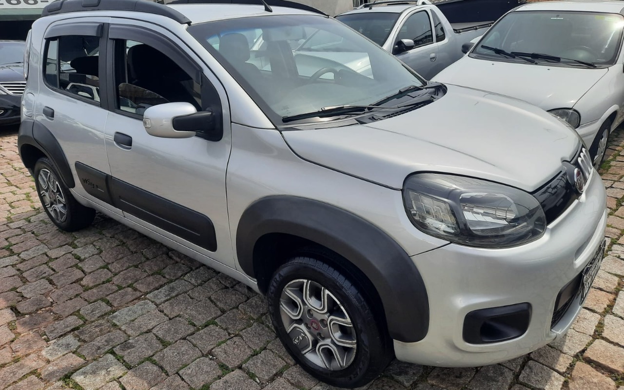 imagem-https://www.socarrao.com.br/sc-vehicle-images-prod/4172265/1790618242897-V2hhdHNBcHAgSW1hZ2UgMjAyNi0wOS0yOCBhdCAxMS40OC4yNy5qcGVn.jpeg