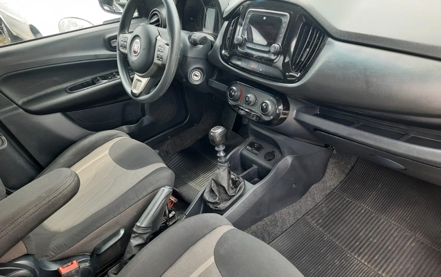 imagem-https://www.socarrao.com.br/sc-vehicle-images-prod/4172265/1790618243886-V2hhdHNBcHAgSW1hZ2UgMjAyNi0wOS0yOCBhdCAxMS41OS4zNy5qcGVn.jpeg