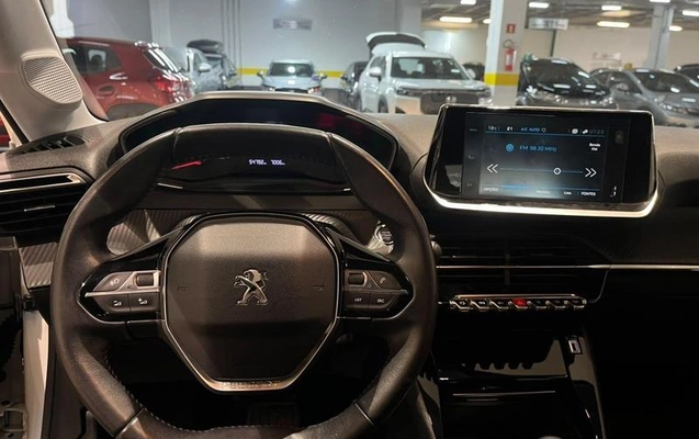 imagem-https://www.socarrao.com.br/sc-vehicle-images-prod/4172289/1790618368734-8520940_7_B_0c6abe4d74.jpeg