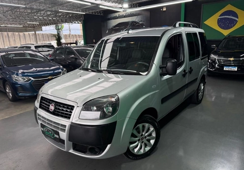 Fiat Doblo 2021 Prata — foto 1 de 3