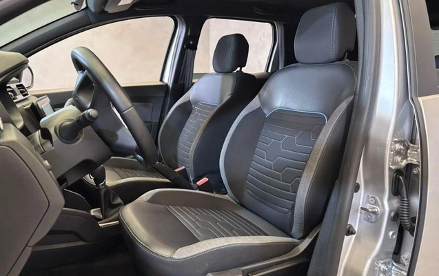 imagem-https://www.socarrao.com.br/sc-vehicle-images-prod/4172309/1791234323952-8520619_0_B_697c3acff2.jpeg