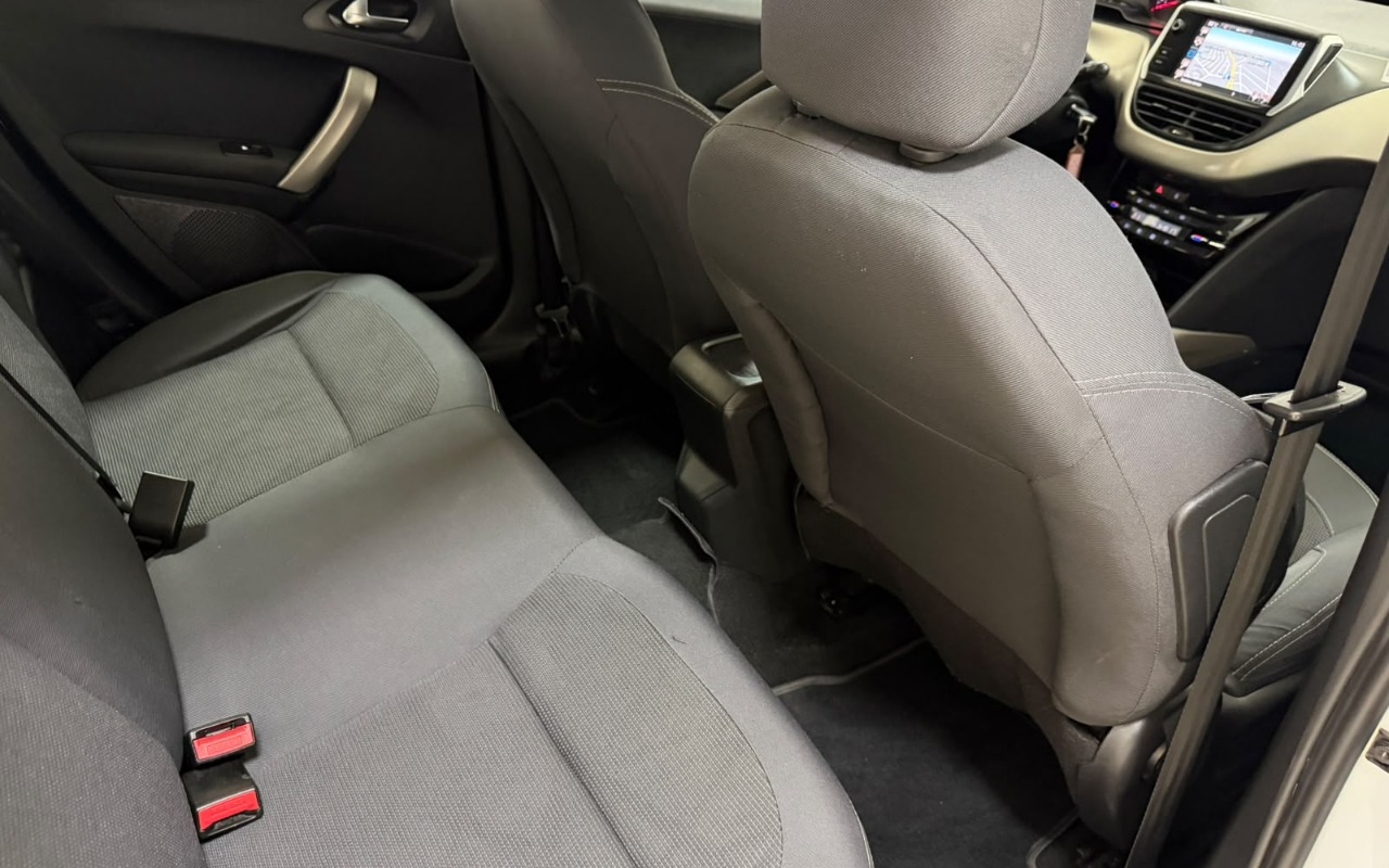 imagem-https://www.socarrao.com.br/sc-vehicle-images-prod/4172348/1790618589468-V2hhdHNBcHAgSW1hZ2UgMjAyNi0wOS0yOCBhdCAxMi4zOS4zMi5qcGVn.jpeg