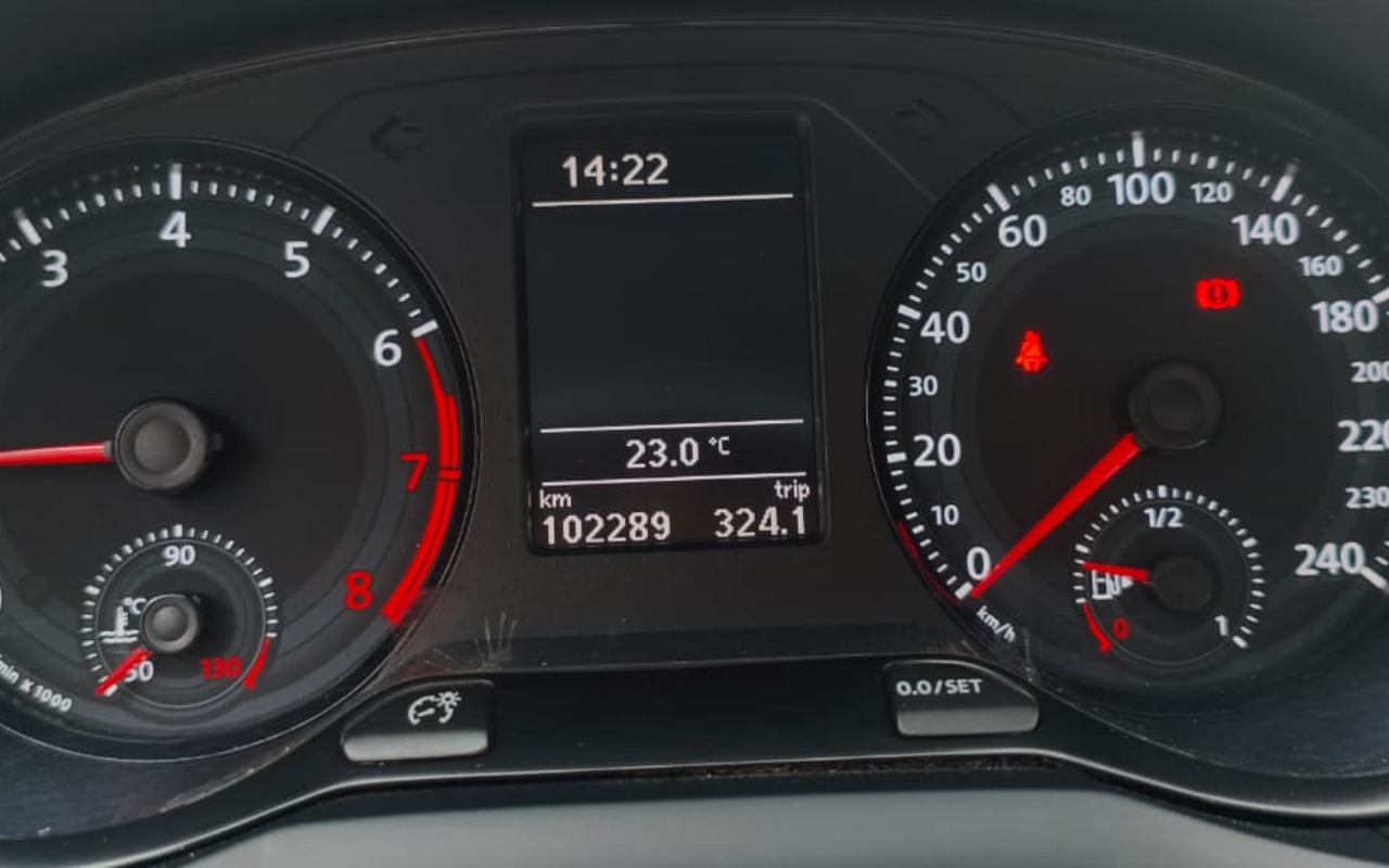 imagem-https://www.socarrao.com.br/sc-vehicle-images-prod/4172349/1790618612081-aW4gMDIuanBlZw.jpeg