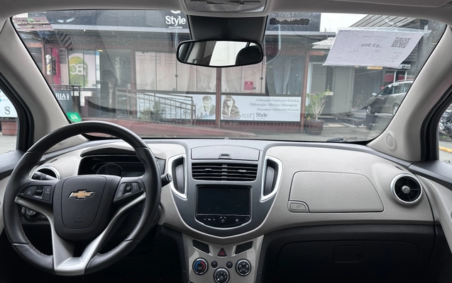 imagem-https://www.socarrao.com.br/sc-vehicle-images-prod/4172359/1790618655462-5e30a953-8049-4260-9d90-c3dcf81d1b81.jpg