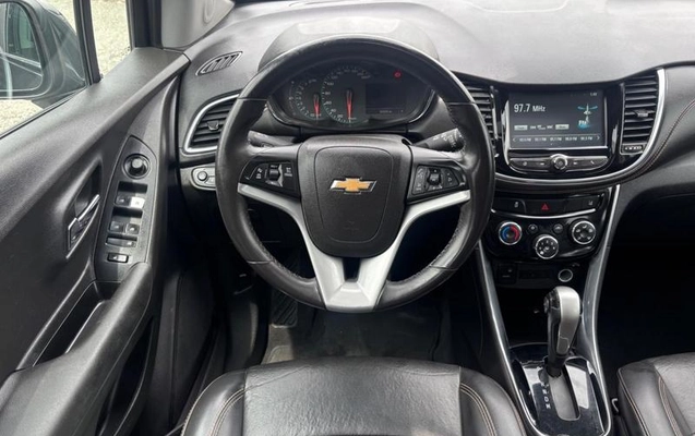 imagem-https://www.socarrao.com.br/sc-vehicle-images-prod/4172361/1790781670461-8464076_19_B_a9e92a498a.jpeg