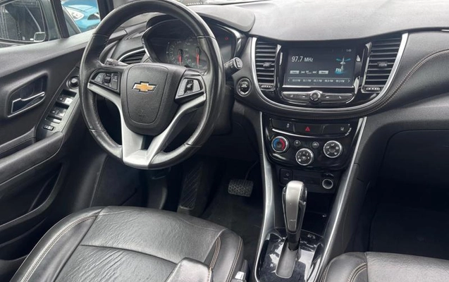 imagem-https://www.socarrao.com.br/sc-vehicle-images-prod/4172361/1790781670474-8464076_20_B_ccde68d397.jpeg