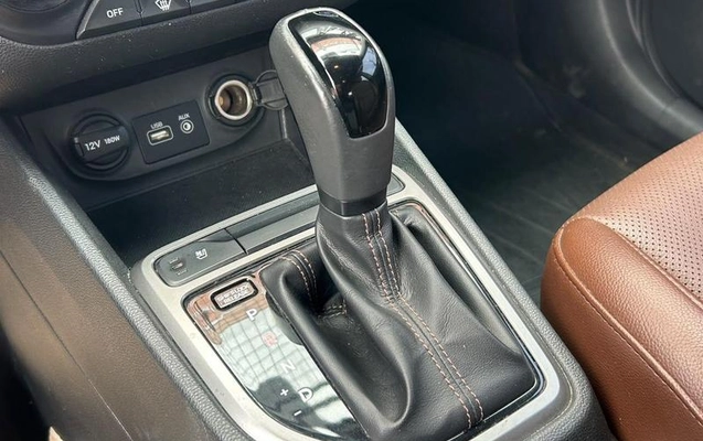 imagem-https://www.socarrao.com.br/sc-vehicle-images-prod/4172362/1790618705590-8517201_4_B_4656d1f509.jpeg