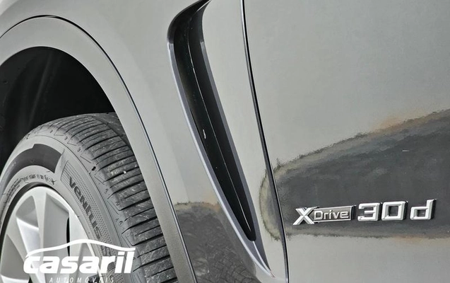 imagem-https://www.socarrao.com.br/sc-vehicle-images-prod/4172405/1790618876284-8505105_16_B_33fd4eb795.jpeg