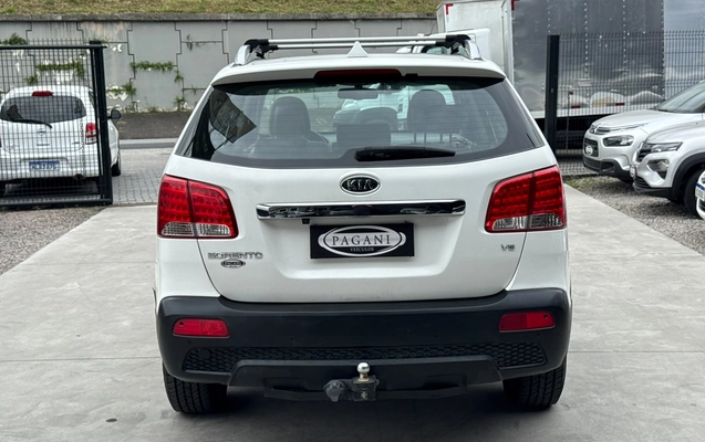 imagem-https://www.socarrao.com.br/sc-vehicle-images-prod/4172492/1790618991088-003_0c0456fcf06ccd00ecf2a7ec0f49c461.jpg