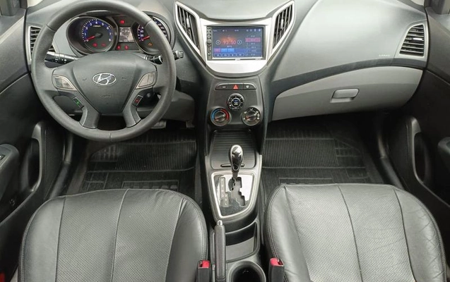 imagem-https://www.socarrao.com.br/sc-vehicle-images-prod/4172523/1791486994058-8521078_17_B_f7583dae9e.jpeg