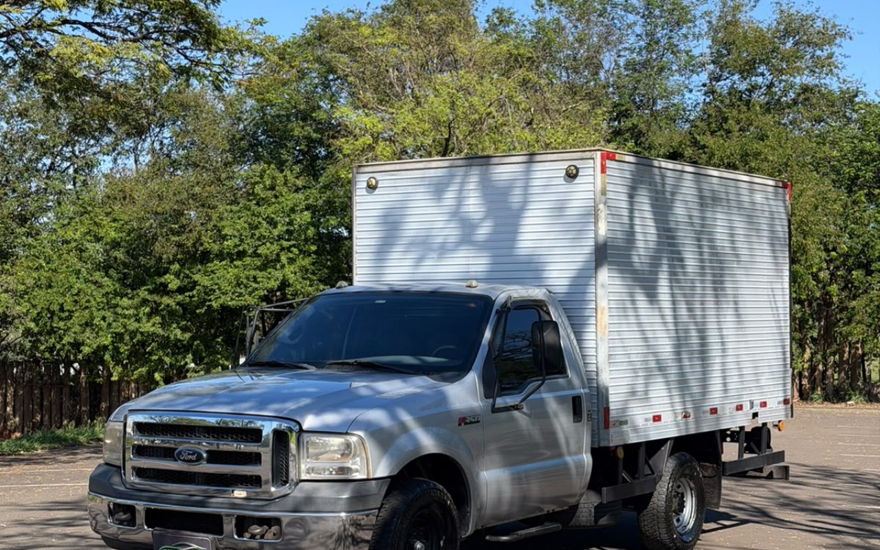 Ford F-350 2p (diesel)(E5) 2016 Prata — foto 1 de 3