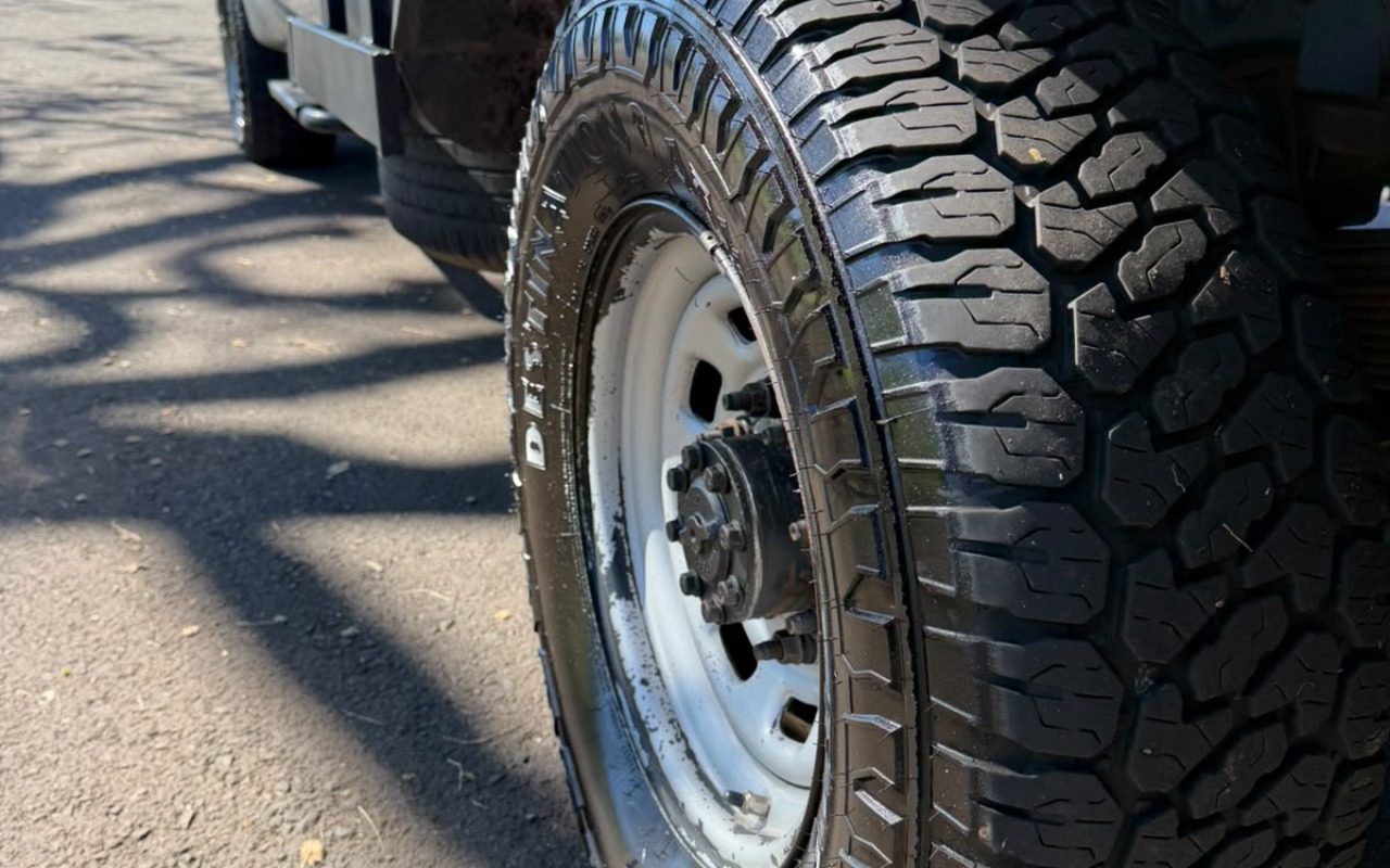 imagem-https://www.socarrao.com.br/sc-vehicle-images-prod/4172570/1790619213957-V2hhdHNBcHAgSW1hZ2UgMjAyNi0wOS0wOCBhdCAyMi4xOS4yNCAoMikuanBlZw.jpeg
