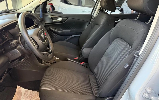 imagem-https://www.socarrao.com.br/sc-vehicle-images-prod/4172672/1790714804018-8520678_8_B_87fb248c99.jpeg