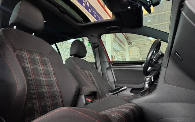 imagem-https://www.socarrao.com.br/sc-vehicle-images-prod/4172673/1790619621278-8517806_20_B_64f73579f3.jpeg