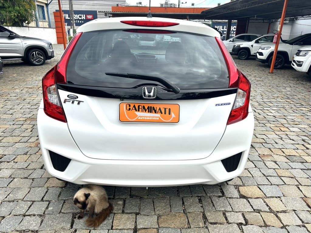 imagem-https://www.socarrao.com.br/sc-vehicle-images-prod/41727/1769988734988-5723850OR_1706876325_80_20.jpg