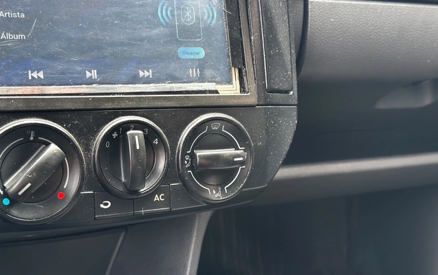 imagem-https://www.socarrao.com.br/sc-vehicle-images-prod/4172704/1790619752790-Y2JjOWY0NjUtNDBjNi00NjYyLWE5ODYtNTZiOWU3NzZmYjJlLmpwZWc.jpeg