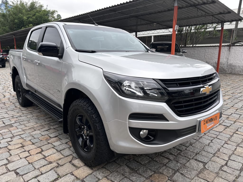 Chevrolet S10 Pick-Up LT 2.5 Flex 4x4 CD na cor Cinza em Brusque / SC - 41729