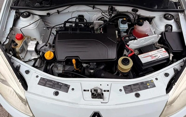imagem-https://www.socarrao.com.br/sc-vehicle-images-prod/4172915/1790620199652-8521200_7_B_71d36853c9.jpeg