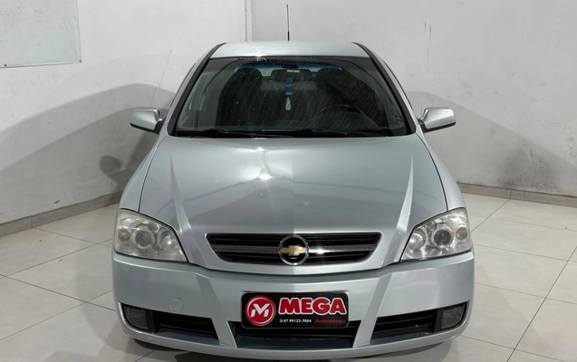 imagem-https://www.socarrao.com.br/sc-vehicle-images-prod/4172976/1790624327447-8e3edcd5ba894bbba8ad0425bd196851_1790620453219.jpg