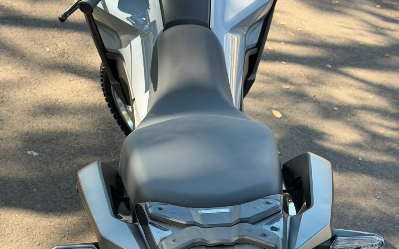 imagem-https://www.socarrao.com.br/sc-vehicle-images-prod/4172977/1790620503147-V2hhdHNBcHAgSW1hZ2UgMjAyNi0wOS0yOCBhdCAxNS4zMS4wMSAoMikuanBlZw.jpeg
