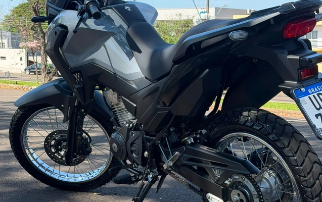 imagem-https://www.socarrao.com.br/sc-vehicle-images-prod/4172977/1790620503411-V2hhdHNBcHAgSW1hZ2UgMjAyNi0wOS0yOCBhdCAxNS4zMS4wMCAoMSkuanBlZw.jpeg