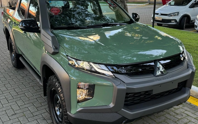 imagem-https://www.socarrao.com.br/sc-vehicle-images-prod/4172978/1790620533911-V2hhdHNBcHAgSW1hZ2UgMjAyNC0wNi0yNSBhdCAxOC4wNy4wNC5qcGVn.jpeg