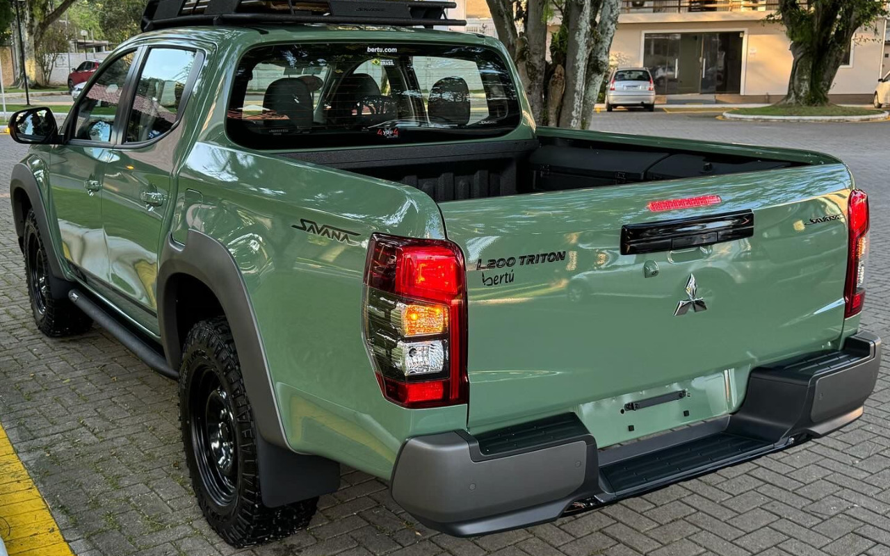 imagem-https://www.socarrao.com.br/sc-vehicle-images-prod/4172978/1790620534050-V2hhdHNBcHAgSW1hZ2UgMjAyNC0wNi0yNSBhdCAxOC4wNy4wNSAoMikuanBlZw.jpeg