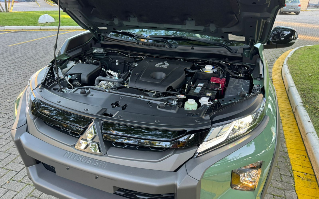 imagem-https://www.socarrao.com.br/sc-vehicle-images-prod/4172978/1790620534577-V2hhdHNBcHAgSW1hZ2UgMjAyNC0wNi0yNSBhdCAxOC4wNy4wOC5qcGVn.jpeg