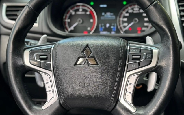 imagem-https://www.socarrao.com.br/sc-vehicle-images-prod/4173021/1790621182735-V2hhdHNBcHAgSW1hZ2UgMjAyNi0wOS0yNCBhdCAxNS4yMC4yMyAoNykuanBlZw.jpeg