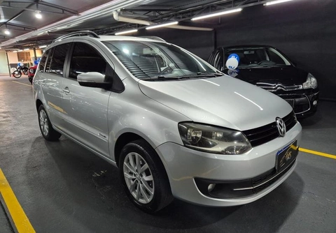 Volkswagen SpaceFox 2014 Prata — foto 1 de 3