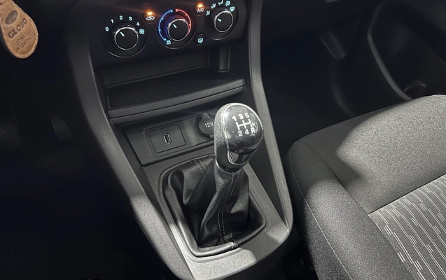 imagem-https://www.socarrao.com.br/sc-vehicle-images-prod/4173259/1790621114791-vehicle_image_1790620937_cb355e53048b200cdba4f2b0def15b8a.jpeg