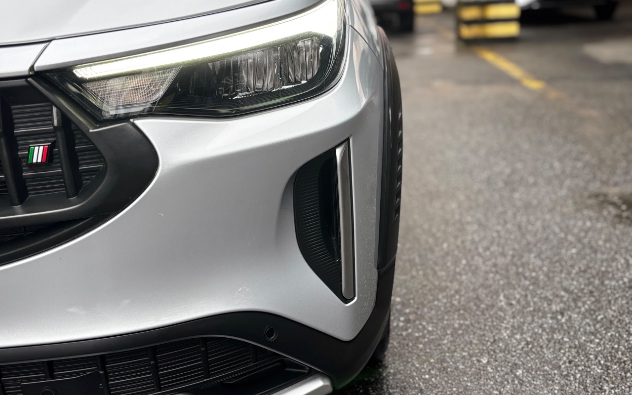 imagem-https://www.socarrao.com.br/sc-vehicle-images-prod/4173282/1790621288455-ZGY3MWI1NzQtMGViZi00YTNjLWI4OGQtYzY2NDhmOTZkZDM3LmpwZWc.jpeg
