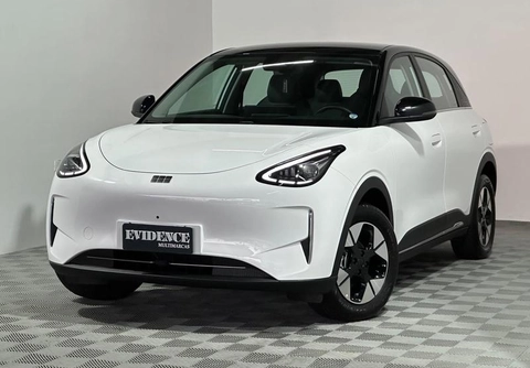 Geely EX2 MAX 2026 Branco — foto 1 de 3