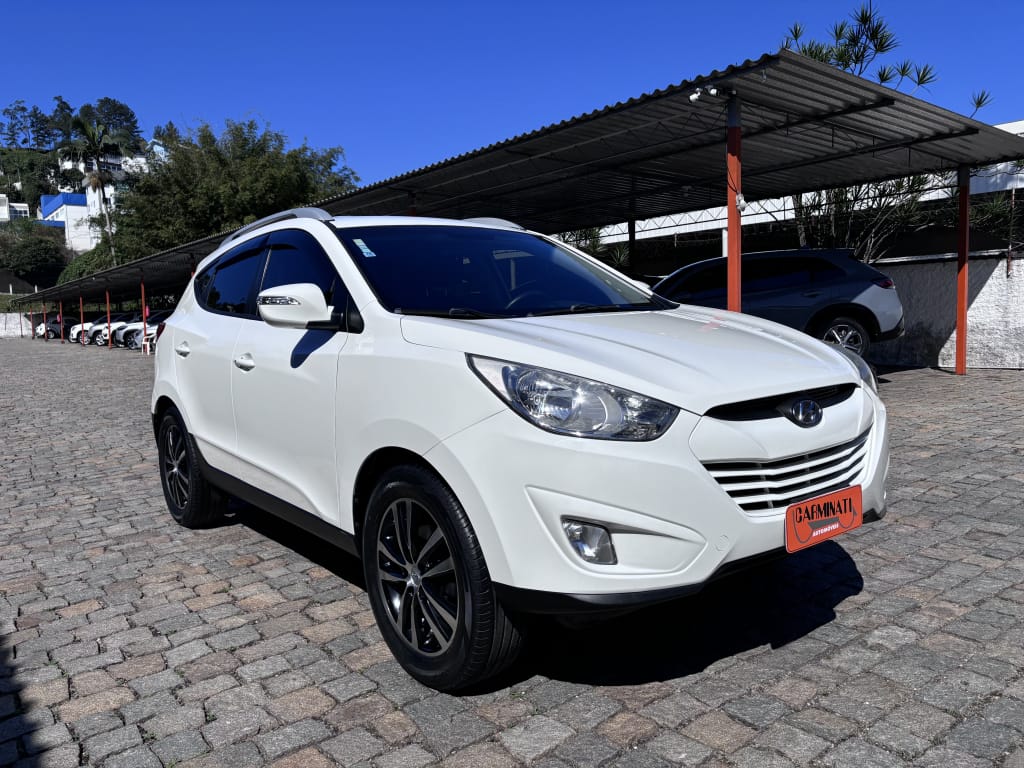 Hyundai Ix35 2.0 16V 170cv 2WD/4WD Aut. na cor Branco em Brusque / SC - 41733