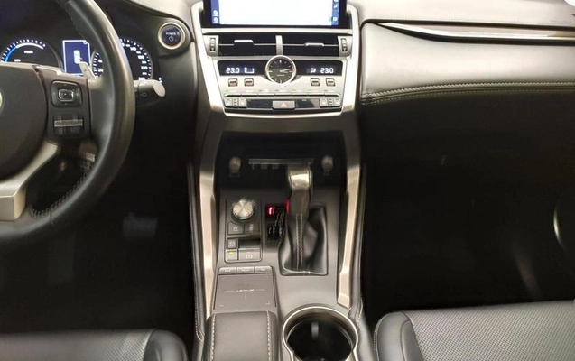 imagem-https://www.socarrao.com.br/sc-vehicle-images-prod/4173312/1790621875828-8517228_13_B_1dc78d1fd4.jpeg