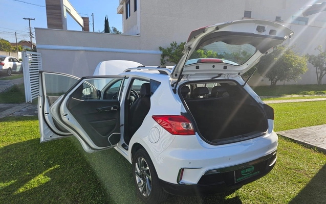 imagem-https://www.socarrao.com.br/sc-vehicle-images-prod/4173468/1790621682360-15_114502.jpg