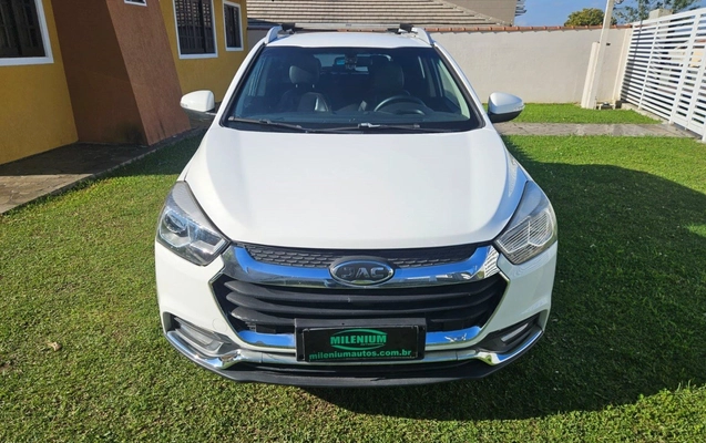imagem-https://www.socarrao.com.br/sc-vehicle-images-prod/4173468/1790621682369-5_114502.jpg